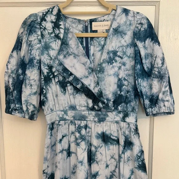 Sachin & Babi - size 0 - Elegant Tie-Dye Maxi Dress - Picture 4 of 4